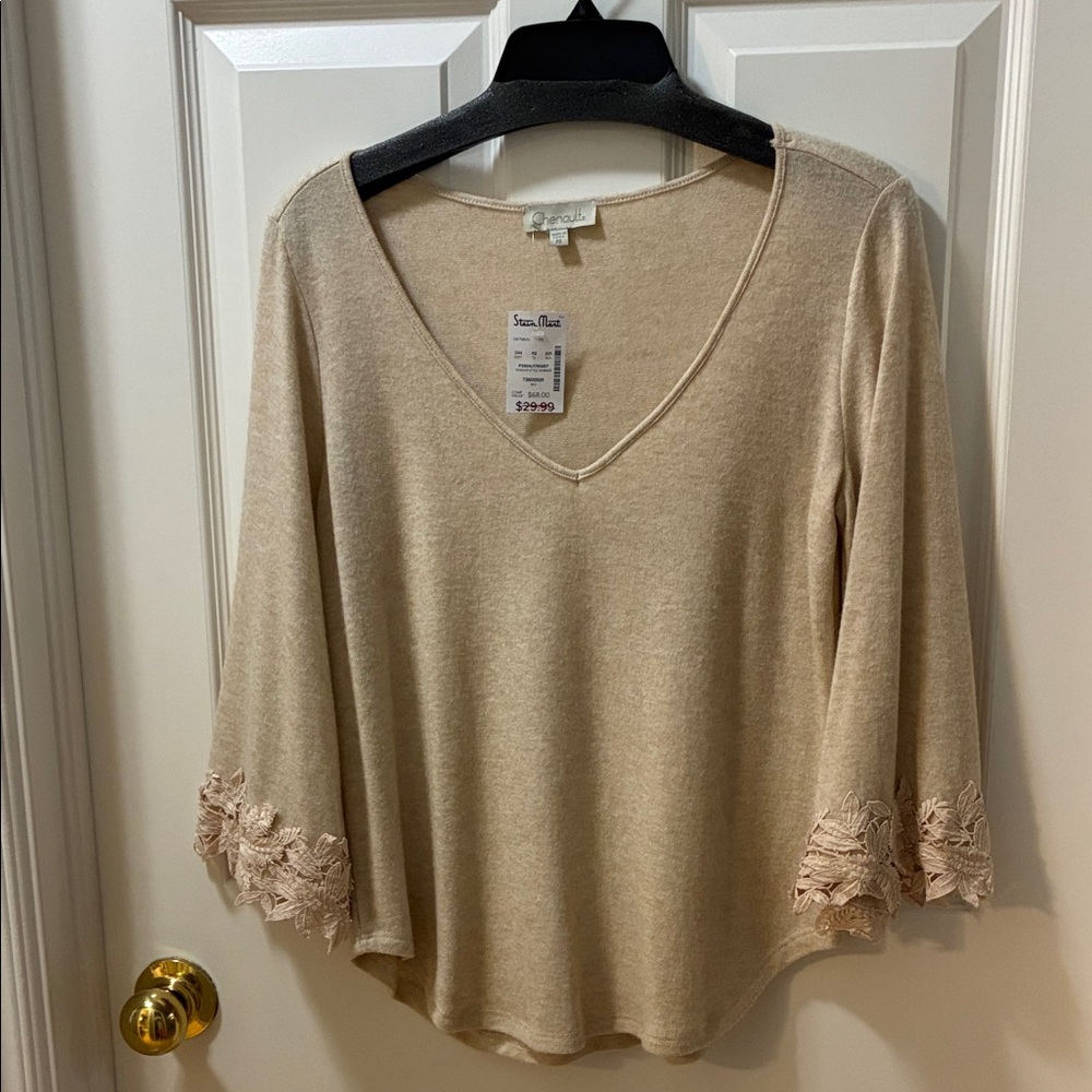 Sienna Sky Cream Lace Sleeve Blouse